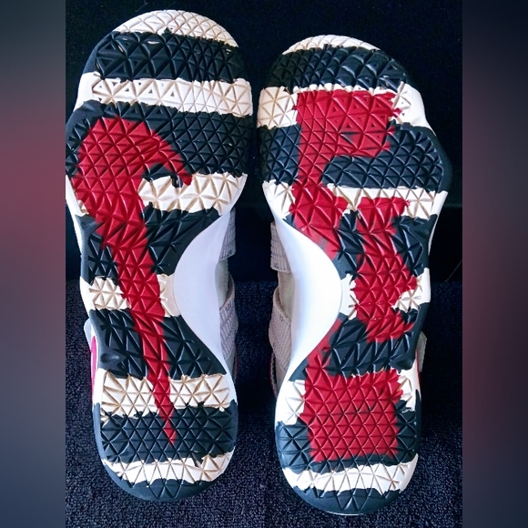 **Nike** --LeBron Soldier 11-- 'Silver Bullet'... - Picture 6 of 10